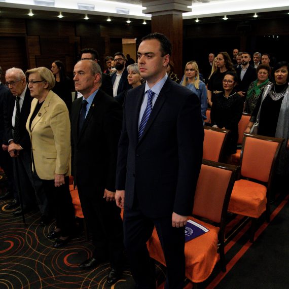 Održana Svečana akademija u povodu 60 godina postojanja i rada Instituta za historiju UNSA