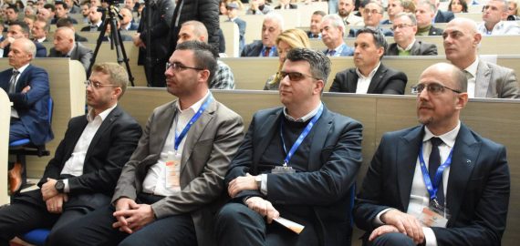 Dr. Jasmin Medić predavač na međunarodnom kongresu u Tetovu
