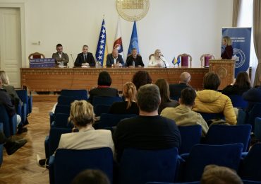 U REKTORATU UNSA ODRŽANA PANEL-DISKUSIJA O „HISTORIJI BOSNE I HERCEGOVINE“ I NAUČNOM PRISTUPU PROŠLOSTI