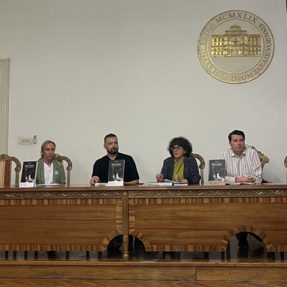 U Sarajevu održana promocija historijske monografije “Brzina mraka: Politička djelatnost Srpske pravoslavne crkve u Bosni i Hercegovini 1989. do 1996.”