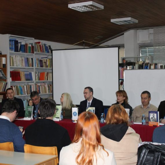 U Tuzli i Gračanici održana promocija novih izdanja Instituta za historiju