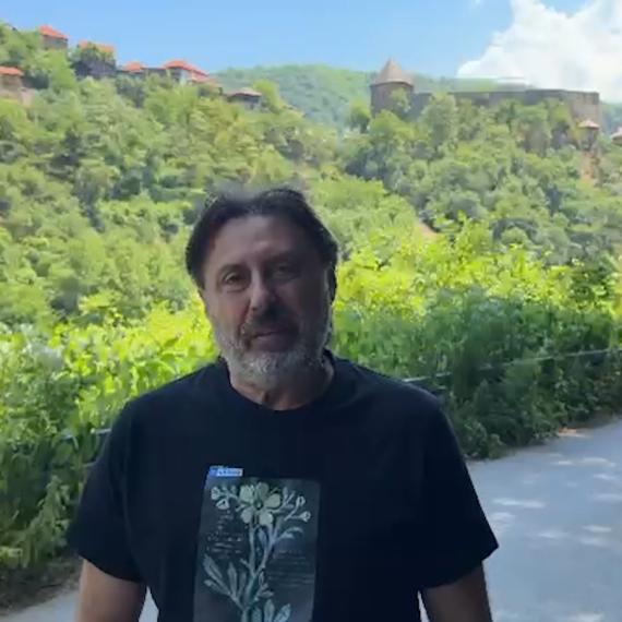 Frontmen grupe Zabranjeno pušenje Sejo Sexon podržao ediciju „Historija Bosne i Hercegovine“